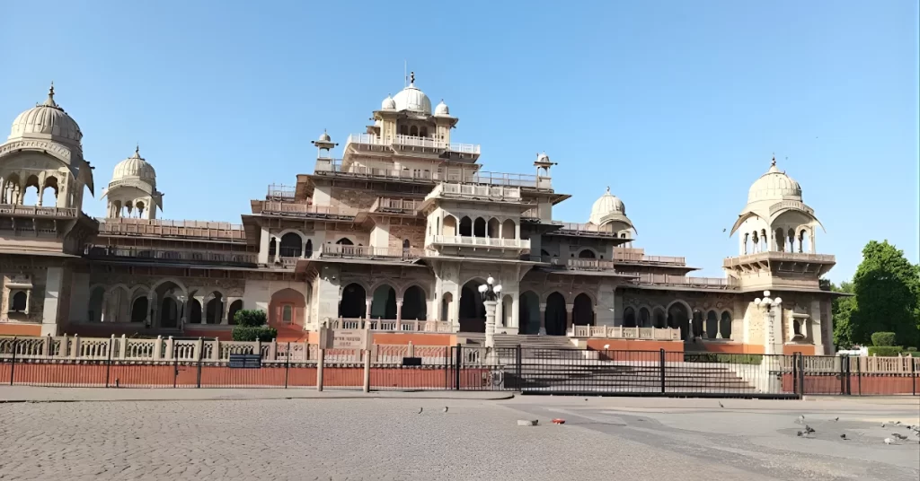 Pushkar Local Sightseeing Tour: Brahma Temple & Savitri Mandir