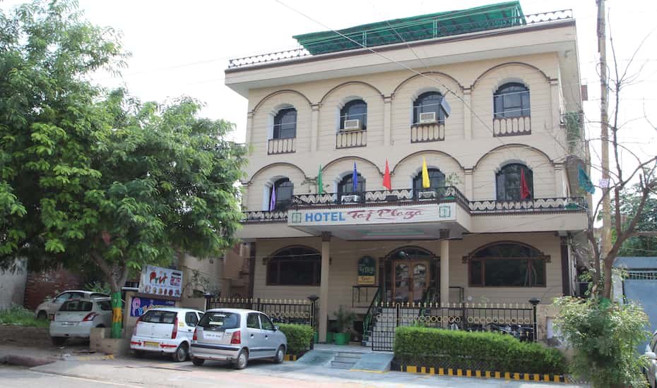 Hotel Taj Plaza
