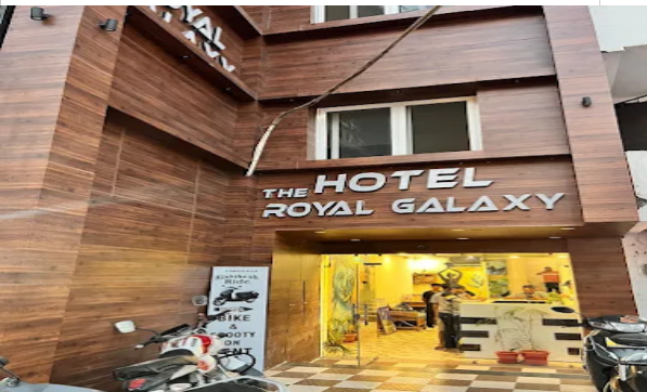 Hotel The Royal Galaxy