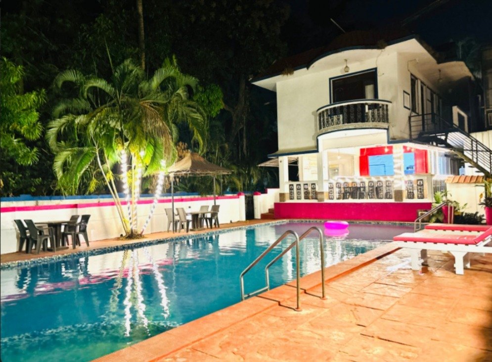Dia Hotels