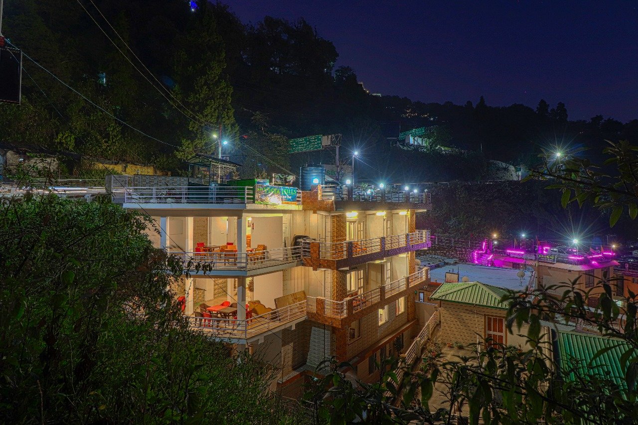 Vista Hills Hotel