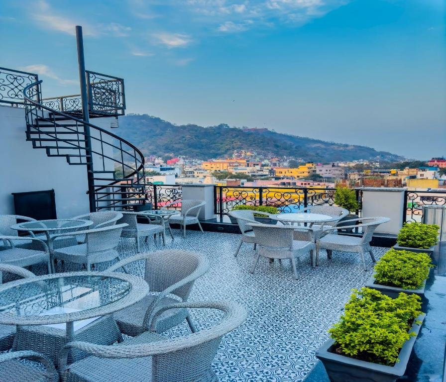 Hotel Wonder Hills,Har ki Pauri Road Haridwar